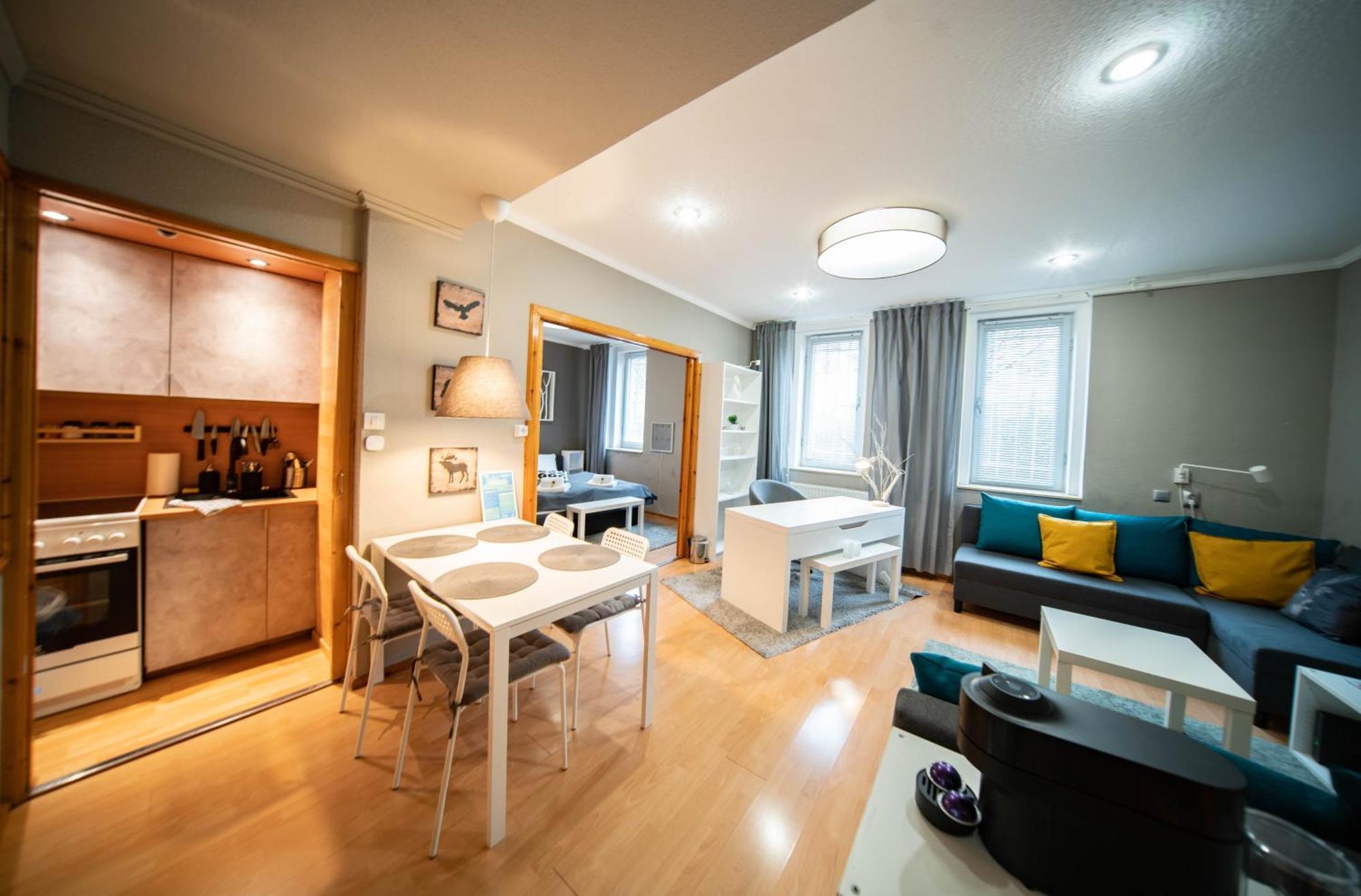 בודפשט Lovely Flat By The Castle For 4Ppl מראה חיצוני תמונה